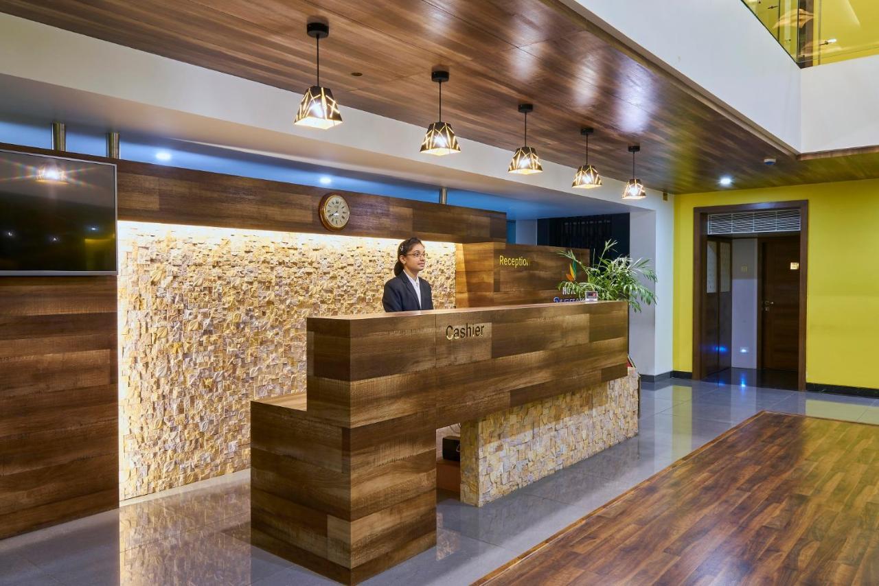 Hotel 3 Leaves Kolhapur Exterior photo